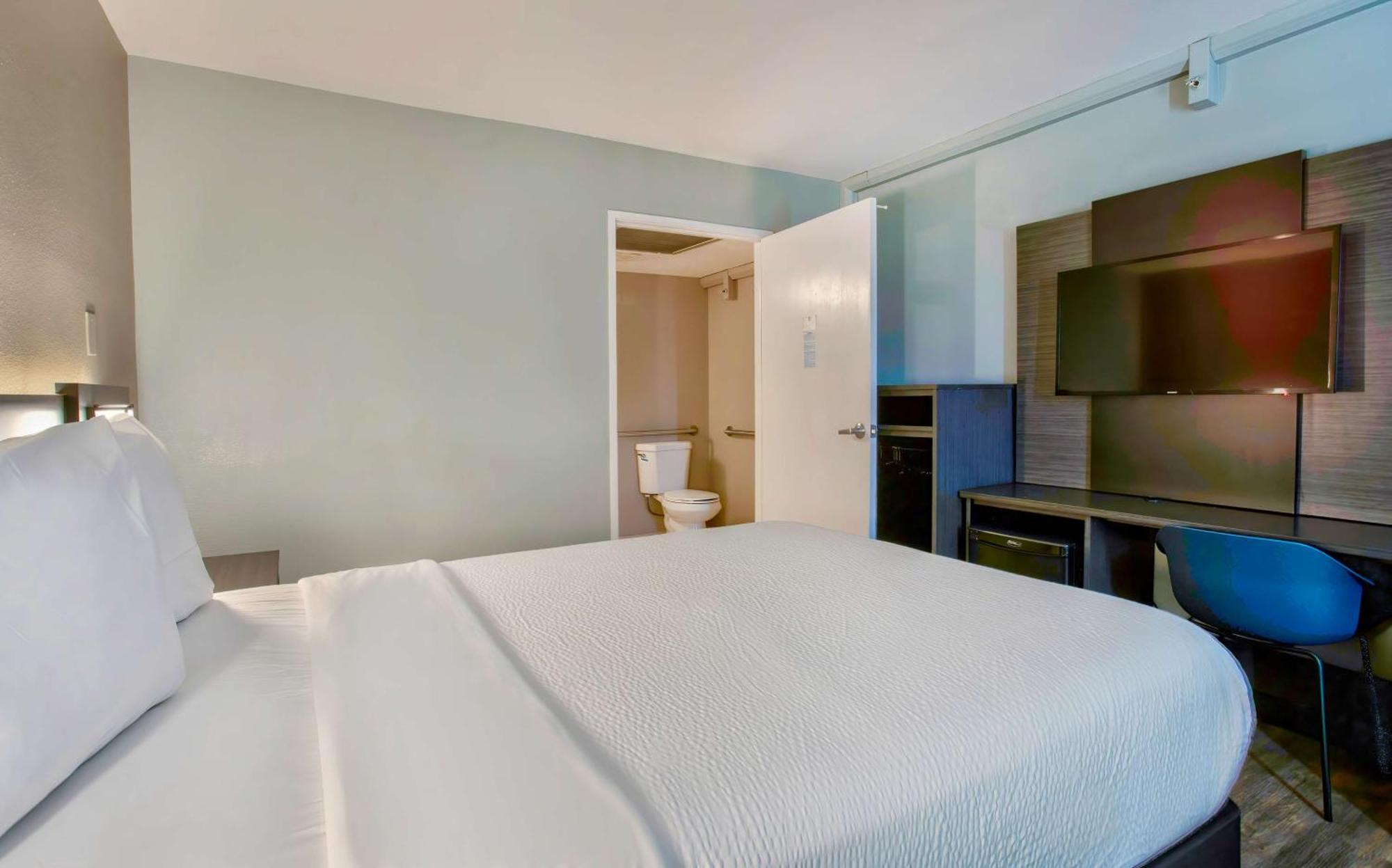 6-kingman, Az - Route 66 East Hotel 2*