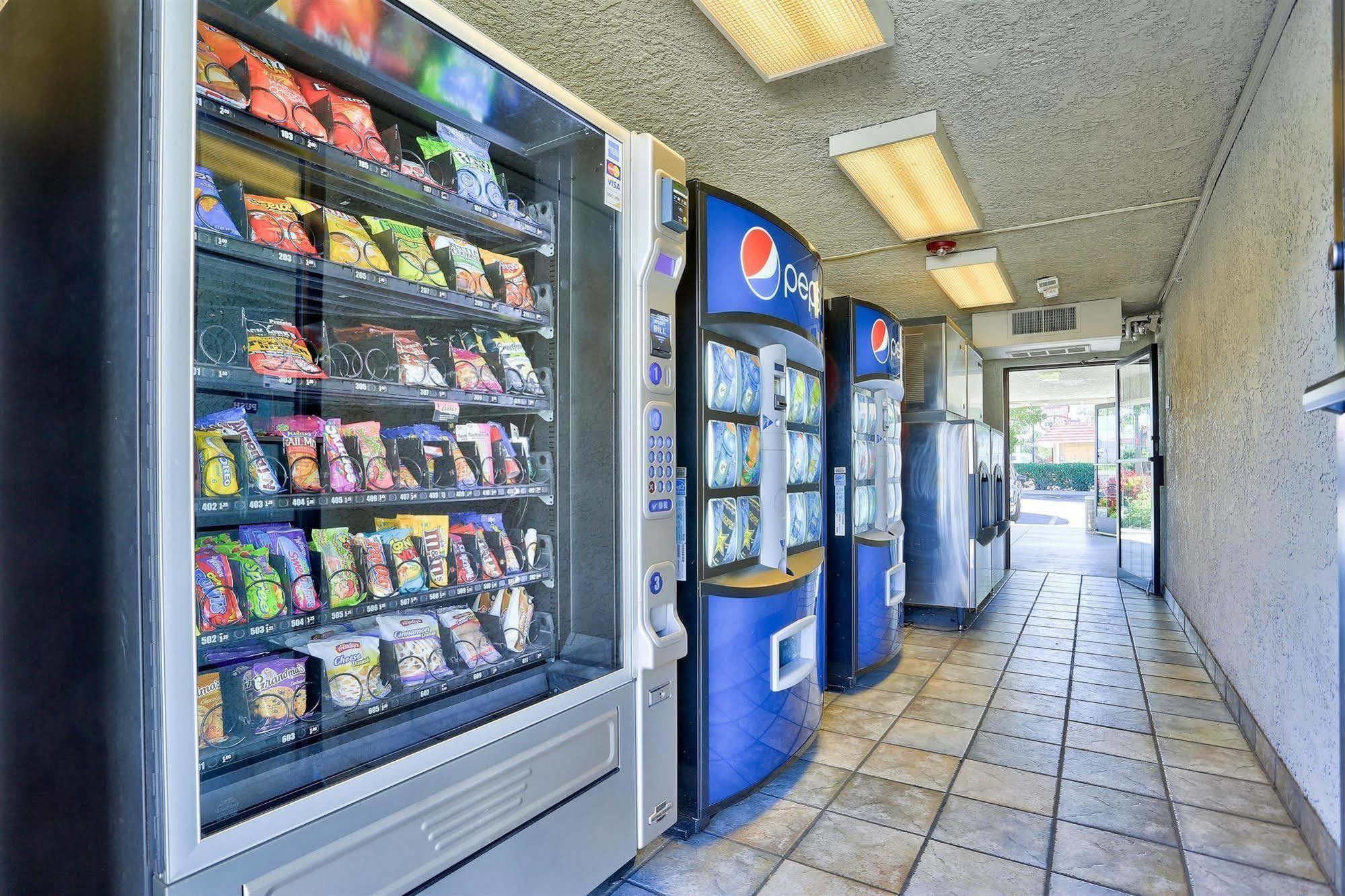 6-kingman, Az - Route 66 East Hotel 2*