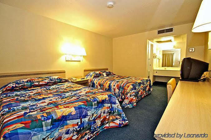 Hotel 6-kingman, Az - Route 66 East 2*